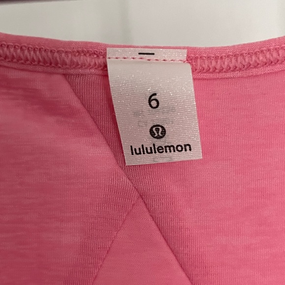 Pink lululemon flowy tank top size 6 - Picture 3 of 3